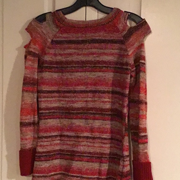 Sweater - Picture 4 of 5